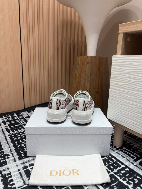 CD Walk'n'Dior Platform Sneaker Pale Pink Miss Canvas