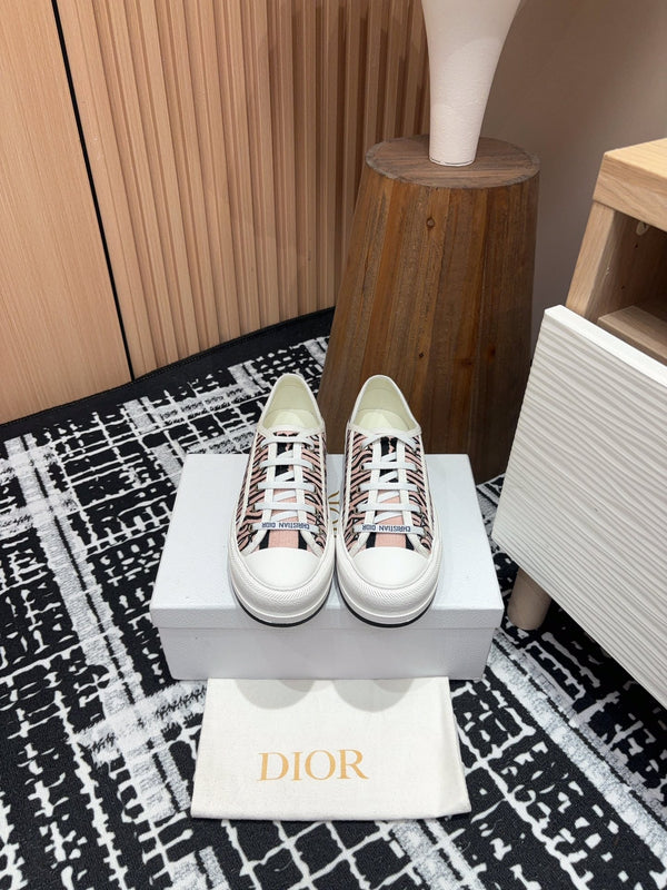 CD Walk'n'Dior Platform Sneaker Pale Pink Miss Canvas