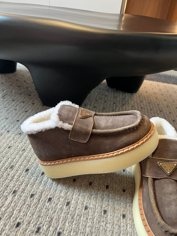 Prada 25s platform ankle boots brown suede and wool 538439