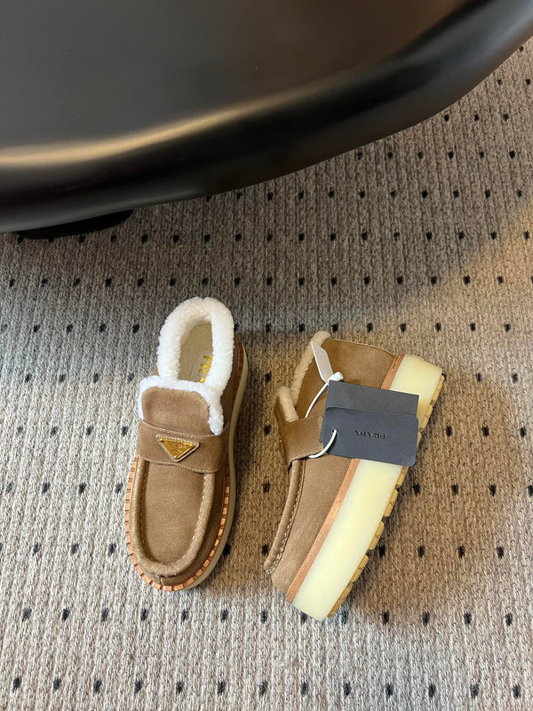 Prada 25s platform ankle boots light brown suede and wool 538440