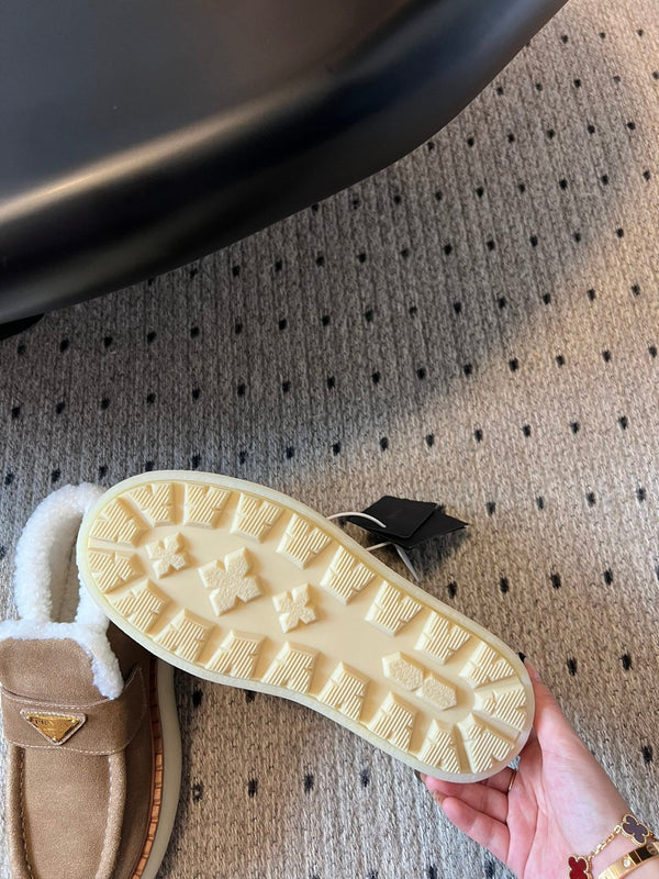 Prada 25s platform ankle boots light brown suede and wool 538440