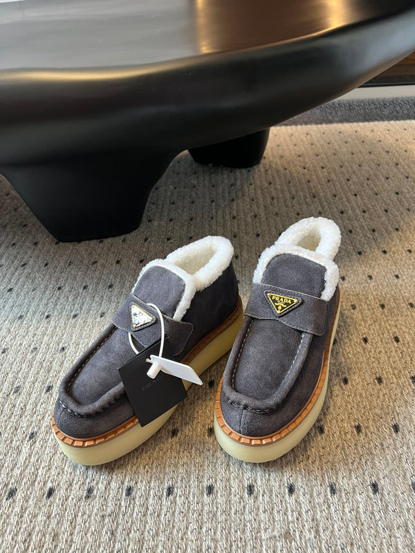 Prada 25s platform ankle boots dark gray suede and wool 538441