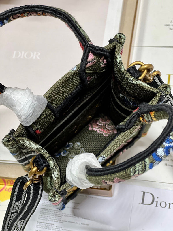 CD "Flower Green" Mini Book Tote 13.5 cm 336422