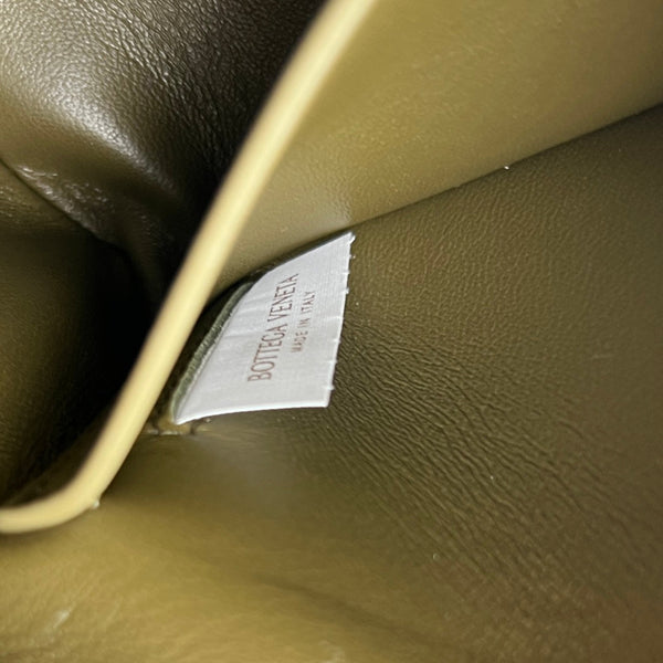 BV Concert Pouch 18.5cm Khaki Lambskin