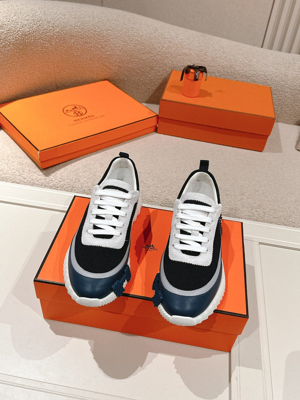 Sneaker da uomo HM in pelle scamosciata di capra nera e blu 578953