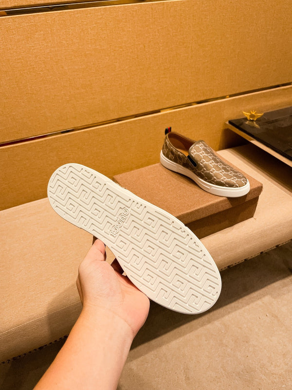 GG Men's Slip on Loafer Brown Fabric 477012