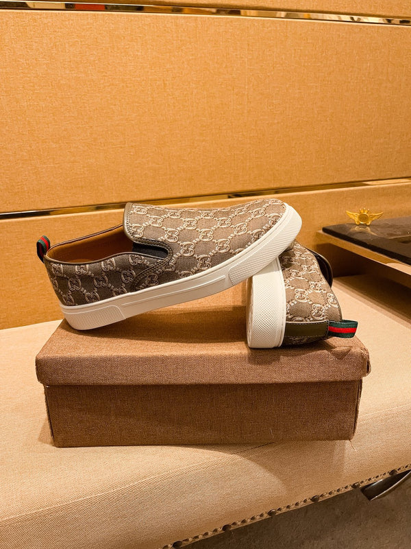 GG Men's Slip on Loafer Brown Fabric 477012
