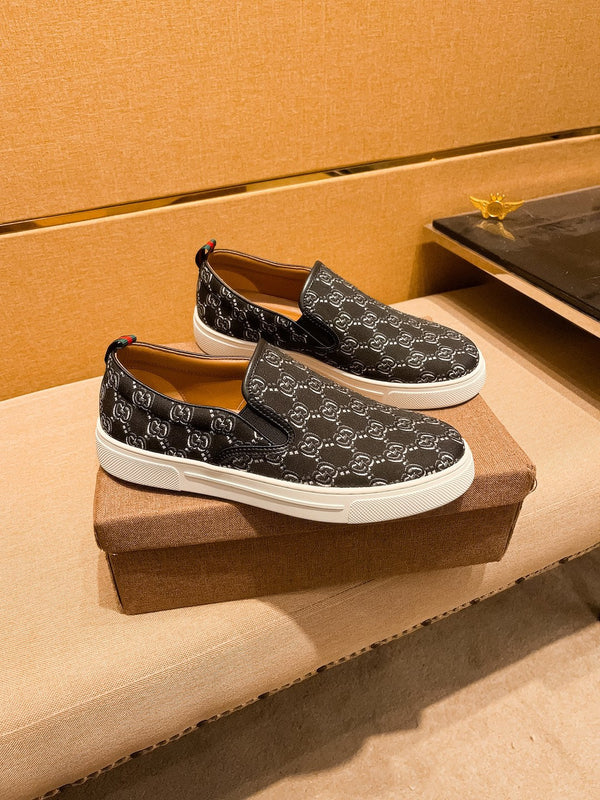 GG Men's Slip on Loafer Black Fabric 477013