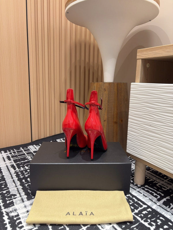 Alaia Decollete Pumps 105mm In Red Glossy Cowhide 121911