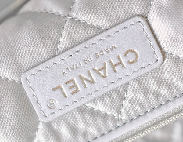 25C Hobo 22 Bag 35cm Silver Metalic Lambskin