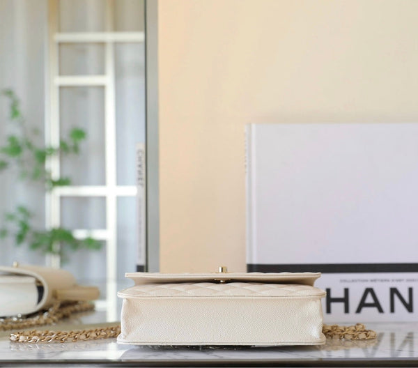 CC 25C Top Handle 18cm Cream Grained Calfskin