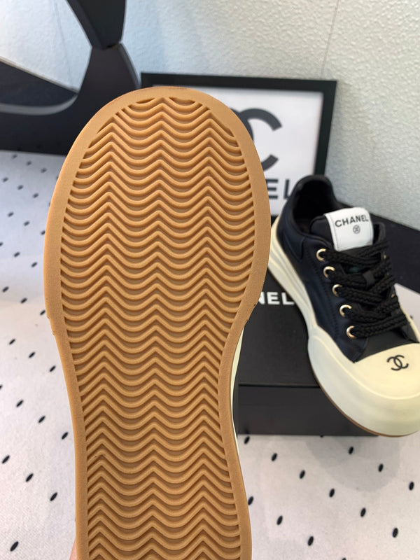 CC Sneaker 50mm In Black Cowhide 147067