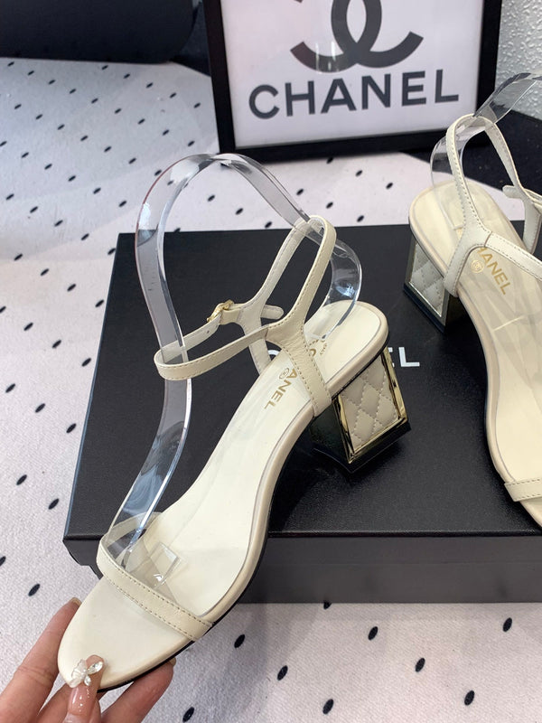 Sandalo CC in pelle di agnello bianca 147093