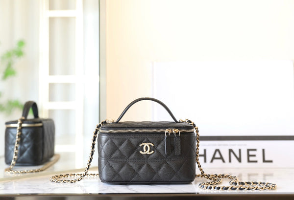 CC 25C Vanity 17cm Pelle di vitello grana nera