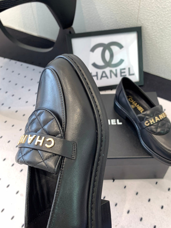 Mocassini CC in pelle di vacchetta nera 147019