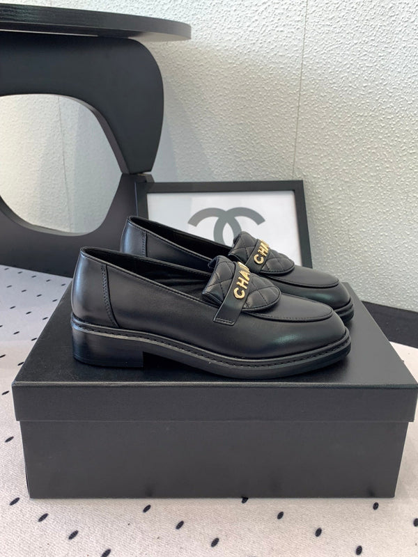 Mocassini CC in pelle di vacchetta nera 147019