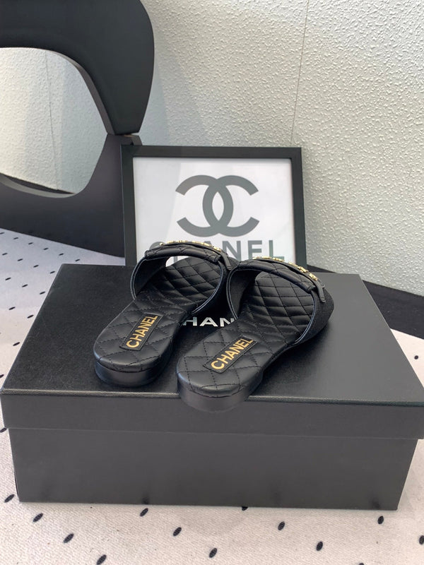 Ciabatte CC in pelle bovina trapuntata nera 147027