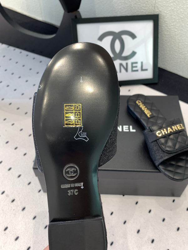 Ciabatte CC in pelle bovina trapuntata nera 147027