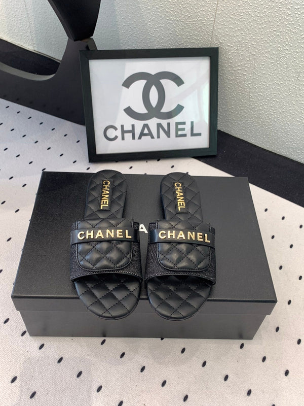 Ciabatte CC in pelle bovina trapuntata nera 147027