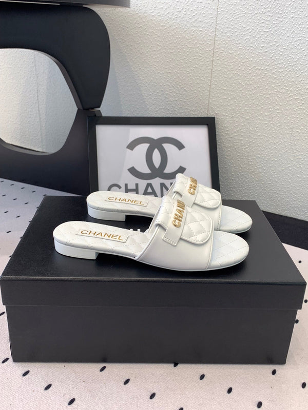 Ciabatte CC in pelle di vacchetta trapuntata bianca 147028