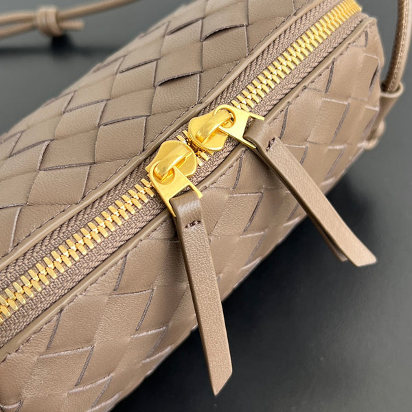 Borsa da concerto BV 18,5 cm in pelle di agnello marrone