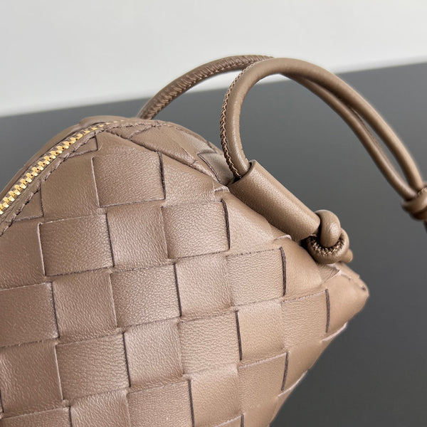 Borsa da concerto BV 18,5 cm in pelle di agnello marrone