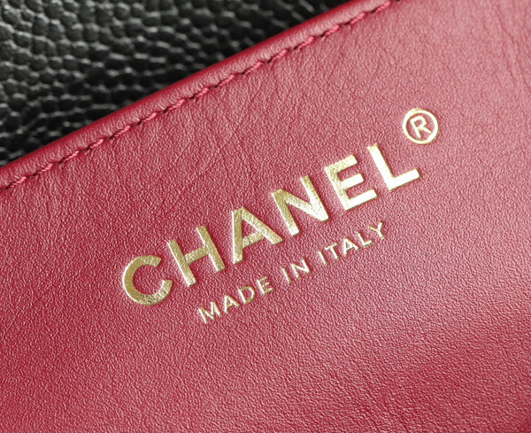 CC 24K Flap Bag 18cm Black Grained Calfskin Gold Hardware