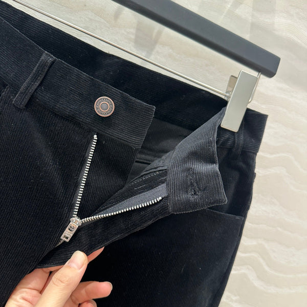 Pantaloni svasati in velluto Celine in cotone nero