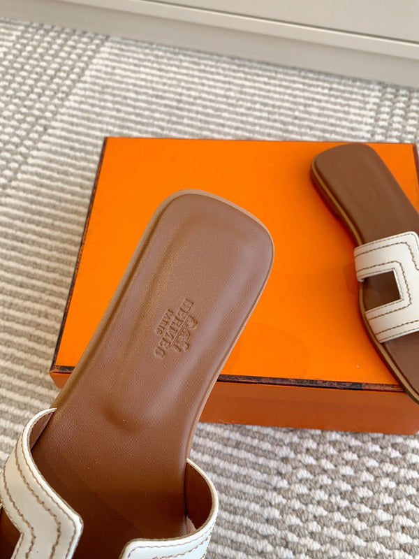 HM Oran Sandal White Sheepskin 291395