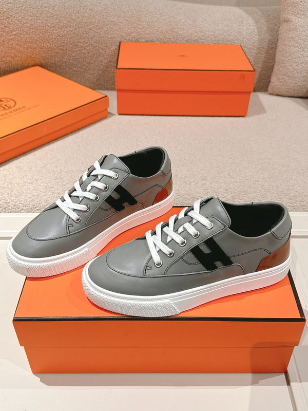 HM Baskets 25ss en cuir de vachette gris foncé 577534