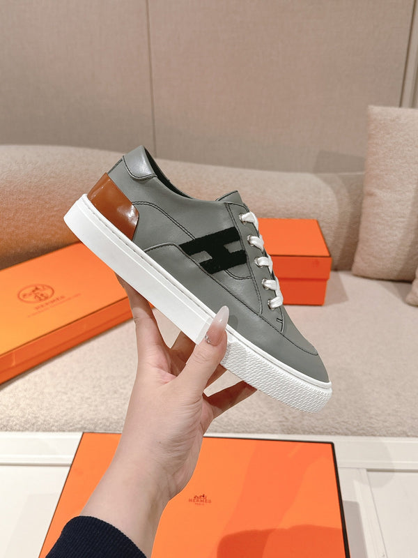 HM Baskets 25ss en cuir de vachette gris foncé 577534