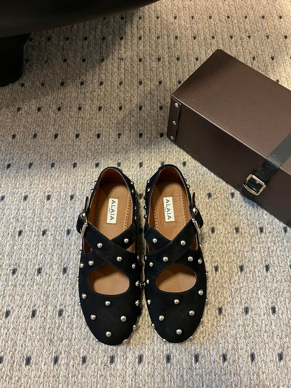 Alaia 25 Criss Cross con borchie Ballerine in pelle scamosciata nera di pecora 303693