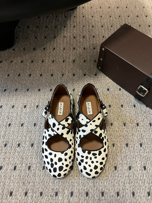 Alaia 25 Criss Cross With Stud Ballet Flats Black White Suede Sheepskin 303694