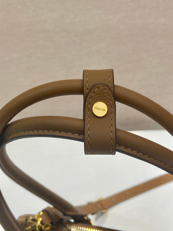 PRA New killer bag in pelle di vitello marrone 326426