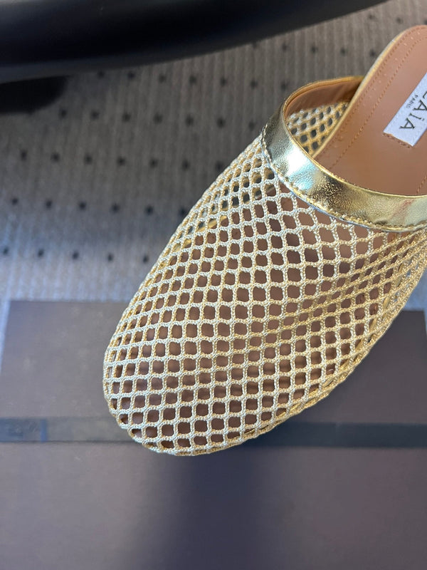 Alaia 25 Fishnet Flat Mules Gold Lampskin 303680