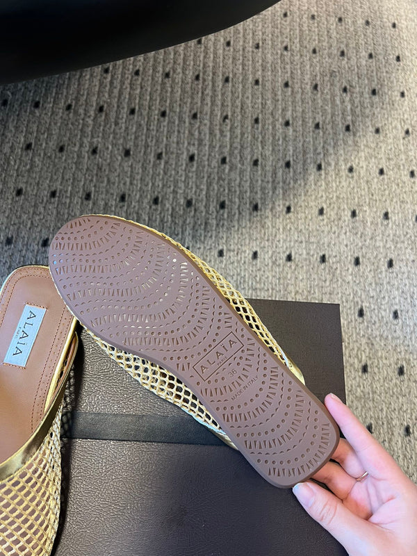 Alaia 25 Fishnet Flat Mules Gold Lampskin 303680