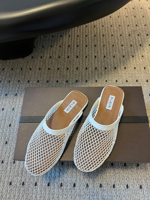 Alaia 25 Fishnet Flat Mules White Lampskin 303681