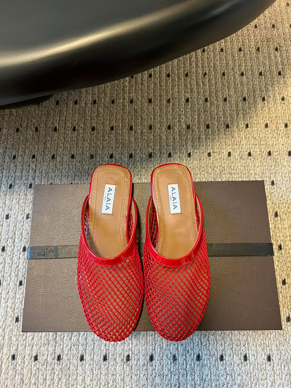 Alaia 25 Fishnet Flat Mules Red Lampskin 303682