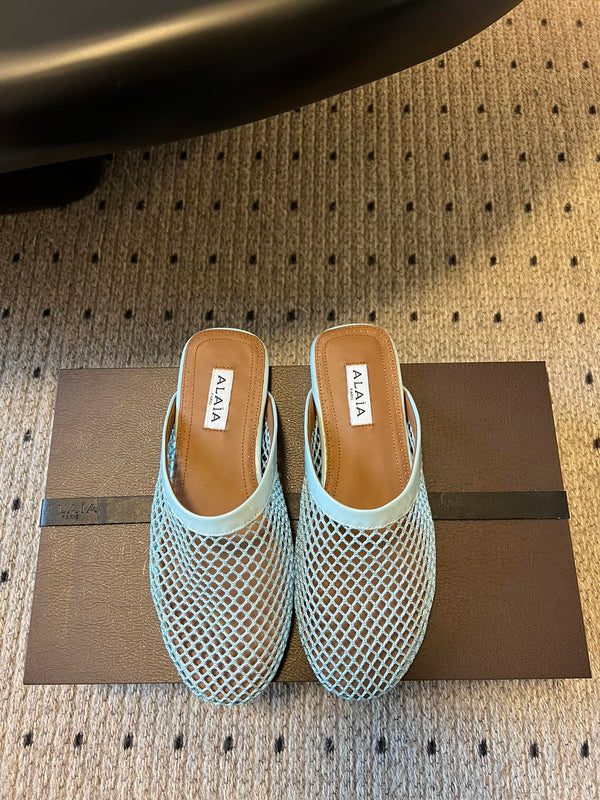 Alaia 25 Fishnet Flat Mules Lagoon Green Lampskin 303684