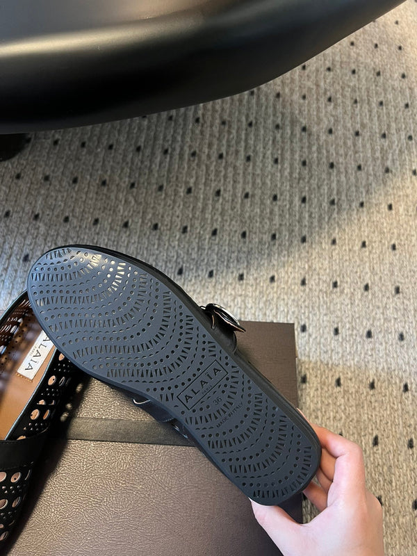 Alaia 25 Vienne Ballet Flats Black Lambskin 303713