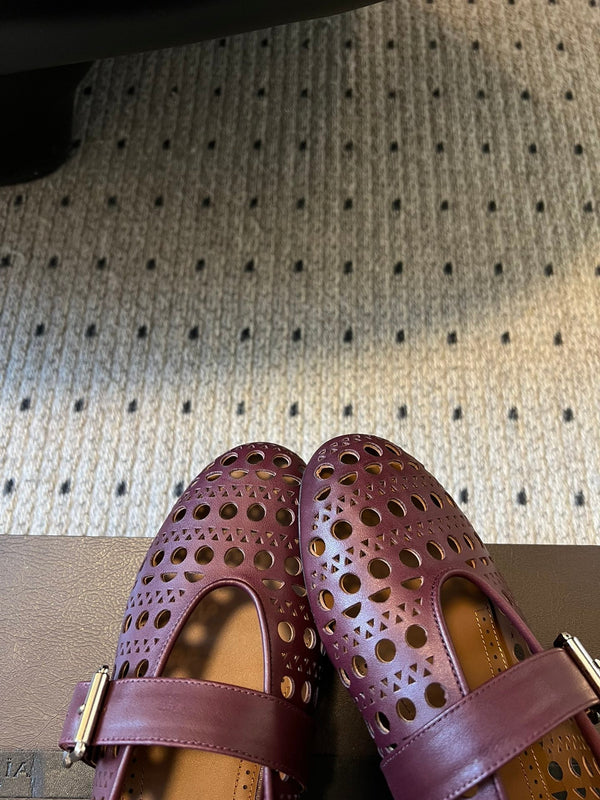 Alaia 25 Vienne Ballet Flats Garnet Red Lambskin 303714