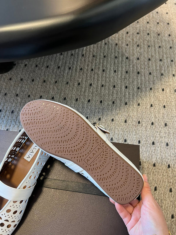 Alaia 25 Vienne Ballet Flats White Lambskin 303715