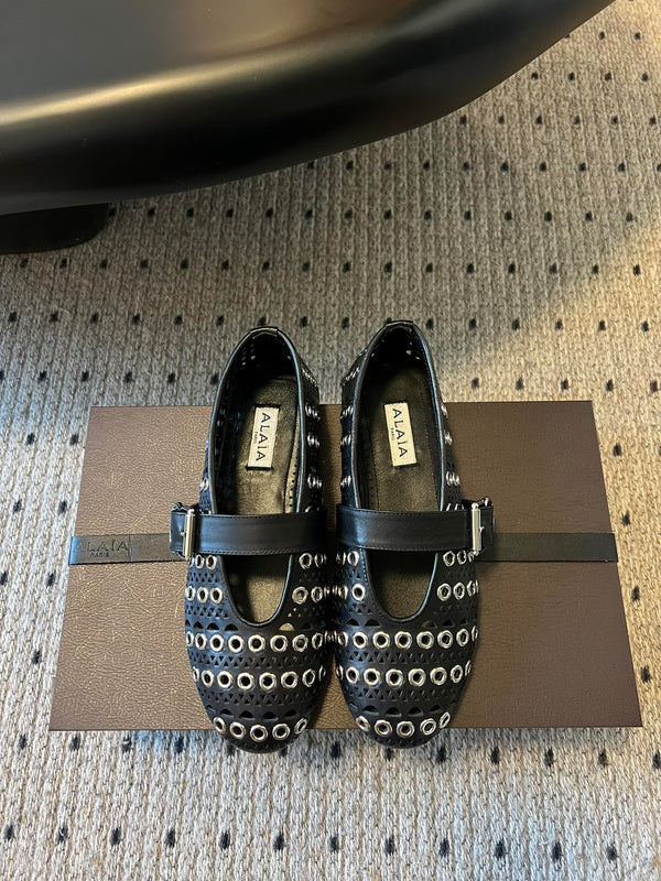 Alaia 25 Vienne With Eyelets Ballet Flats Black Lambskin 303720