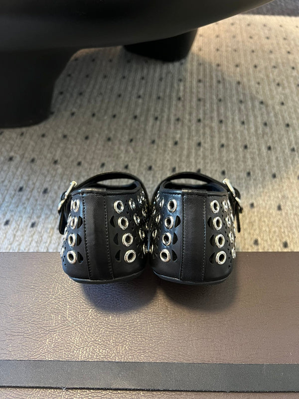 Alaia 25 Vienne With Eyelets Ballet Flats Black Lambskin 303720