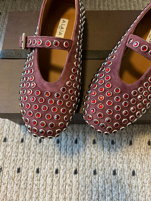 Alaia 25 Strass Ballet Flats Garnet Red Suede Goatskin 303725