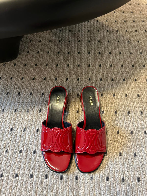 CLEMENCE MULE IN RUBY RED LAMBSKIN AND PATENT CALFSKIN