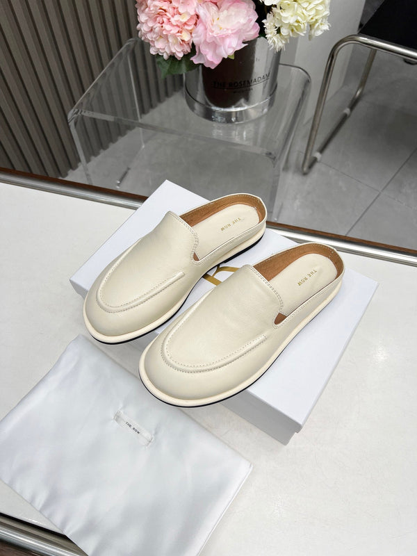 The Row Classic Loafers In Cream Calfskin 455032