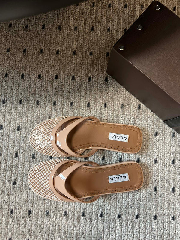 Alaia 25 Infradito Fishnet Flat Mules Nude Lampskin 303707