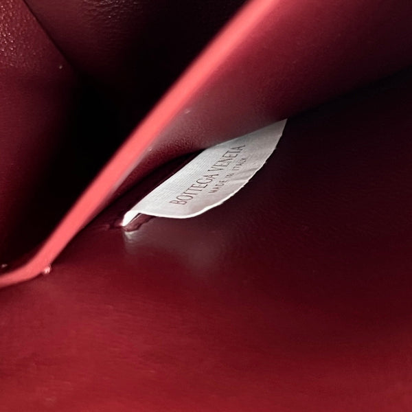 Borsa da concerto BV 18,5 cm in pelle di agnello rossa