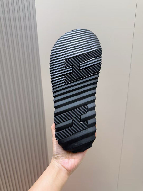 HM Men's Infra Slide Black Cowhide Suede 600000